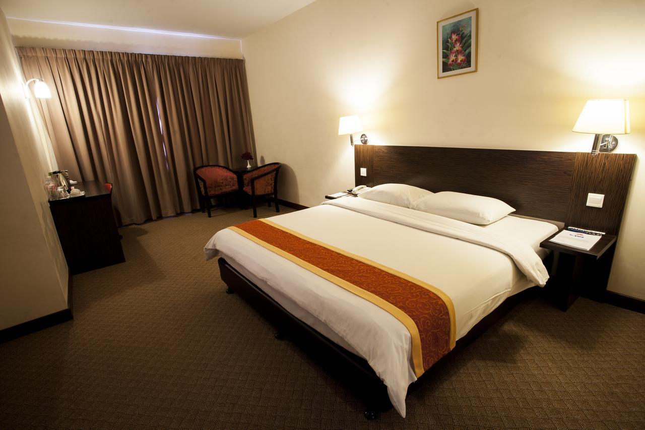 Hotel Tanjong Vista Kuala Terengganu Extérieur photo